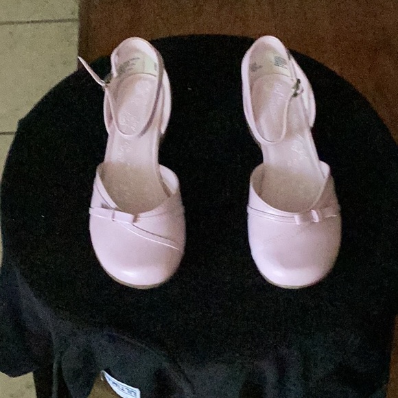 Pink Women Flats - Picture 1 of 5